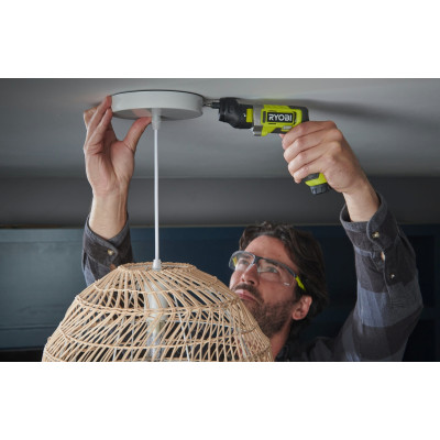 Отвертка аккумуляторная Ryobi RSD4-120T 4В USB Lithium акб 1х2А-ч 5Нм 200об-в кейс для хранения 10 насадок 0.37кг