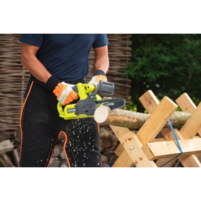 Ryobi Пила ланцюгова акумуляторна RY18CS20A-0 18В ONE+ шина 20см 2.6кг без АКБ та ЗП Ryobi Пила ланцюгова акумуляторна RY18CS20A-0 18В ONE+ шина 20см 2.6кг без АКБ та ЗП