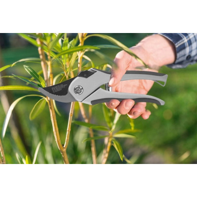 Секатор плоскостной Cellfast BASIC, d реза 16мм, длина 20.5см, 218гр (42-400)