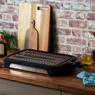 Гриль George Foreman барбекю Smokeless BBQ Grill 1606Вт, темп. режимів-3, з`ємні пластини, пластик, чорний