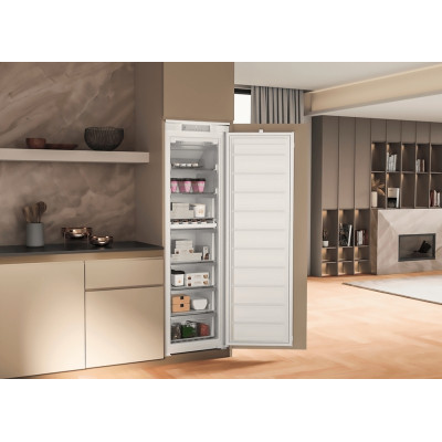 Морозильна камера Whirlpool вбудована, 177x54х54.5, 209л, А++, NF, інв., білий