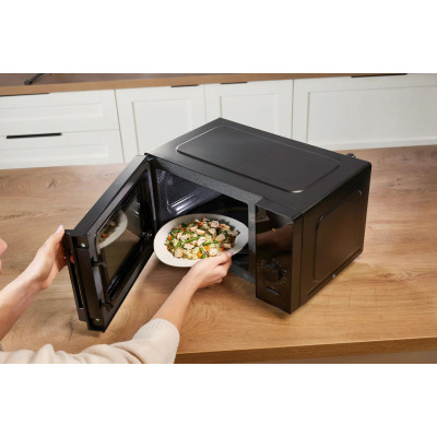 Мікрохвильова піч Gorenje, 20л, мех. керув., 700Вт, гриль, інвертор, чорний Мікрохвильова піч Gorenje, 20л, мех. керув., 700Вт, гриль, інвертор, чорний