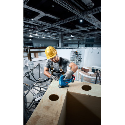 Bosch Лобзик GST 183-LI акумуляторний безщітковий 18В 1х4А·год 0-3300об·хв хід 20мм 1.6кг кейс