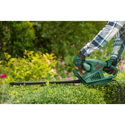 Кусторез Bosch EasyHedgeCut 45 420Вт 45см шаг реза 16мм 2.6кг (0.600.847.A05)