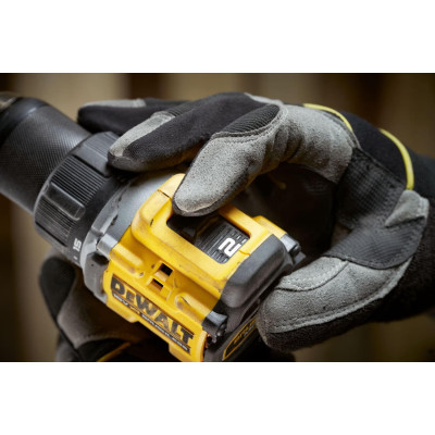 Дриль-шурупокрут DeWalt XR Li-Ion 18В 74Нм 0-450-1650об/хв патрон 13мм 1.12кг кейс кейс без АКБ та ЗП