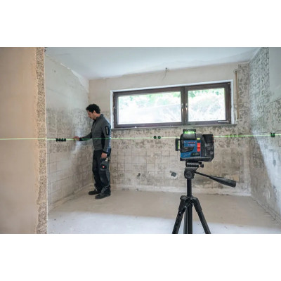 Нівелір лазерний Bosch GLL 12V-100-33 CG 12В/4АА до 30м ±0.3мм/м зелений промінь чохол 1.76кг Нівелір лазерний Bosch GLL 12V-100-33 CG 12В/4АА до 30м ±0.3мм/м зелений промінь чохол 1.76кг