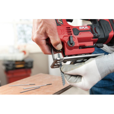 Лобзик акумуляторний SKIL 3420 CA 20В 2800об/хв хід 23мм 1.8кг без АКБ та ЗП Лобзик акумуляторний SKIL 3420 CA 20В 2800об/хв хід 23мм 1.8кг без АКБ та ЗП