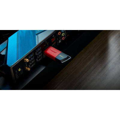 Kingston Накопичувач 128GB USB 3.2 Gen1 DT Exodia Black Red Kingston Накопичувач 128GB USB 3.2 Gen1 DT Exodia Black Red