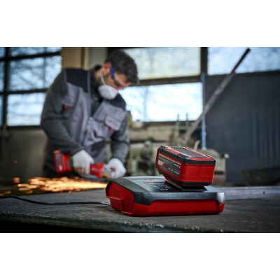 Einhell Зарядний пристрій PXC Boostcharger 3A PXC, 18В, 8А, 0.83кг