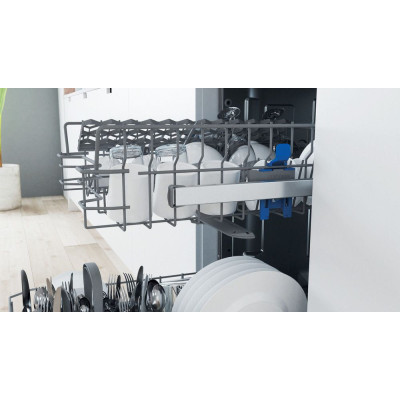 Посудомийна машина Indesit вбудована, 10компл., A+, 45см, білий