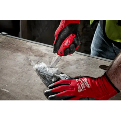 Ніж складаний Milwaukee Fastback, лезо 18мм, корпус комбінований