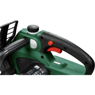 Пила ланцюгова акумуляторна Bosch UniversalChain 18 18В шина 20см 3кг без АКБ і ЗП