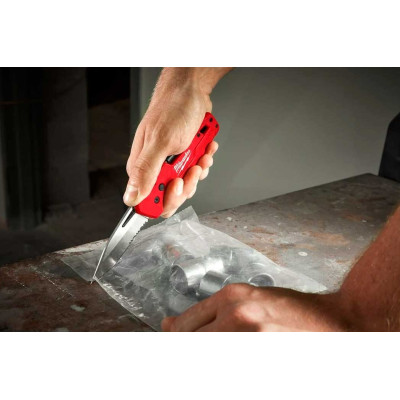 Ніж складаний Milwaukee Folding Knife, 5 in 1, біта PH2 і SL5.5, сталь Ніж складаний Milwaukee Folding Knife, 5 in 1, біта PH2 і SL5.5, сталь