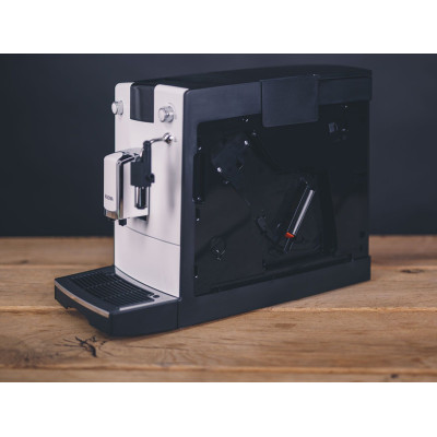 Кавомашина Nivona CafeRomatica 2.2л, зерно + мелена, ручний капучинатор, авторецептів - 5, сіро - чорний Кавомашина Nivona CafeRomatica 2.2л, зерно + мелена, ручний капучинатор, авторецептів - 5, сіро - чорний