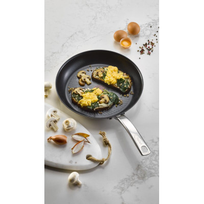 Сковорода Tefal Intuition, 28 cм, нержавіюча сталь Сковорода Tefal Intuition, 28 cм, нержавіюча сталь