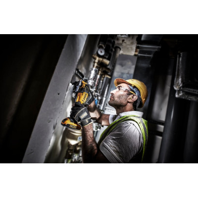 Багатофункціональний інструмент акумуляторний DeWalt XR Li-lon 18В 20000кол/хв кейс 1.1кг без АКБ та ЗП Багатофункціональний інструмент акумуляторний DeWalt XR Li-lon 18В 20000кол/хв кейс 1.1кг без АКБ та ЗП