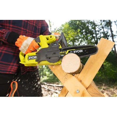 Ryobi Пила ланцюгова акумуляторна RY18CS20A-0 18В ONE+ шина 20см 2.6кг без АКБ та ЗП Ryobi Пила ланцюгова акумуляторна RY18CS20A-0 18В ONE+ шина 20см 2.6кг без АКБ та ЗП