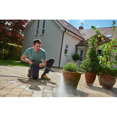 Минимойка высокого давления Bosch UniversalAquatak 130, 1700Вт, 130бар, 380л/ч, насадка 3в1, 7.8кг (0.600.8A7.B00)