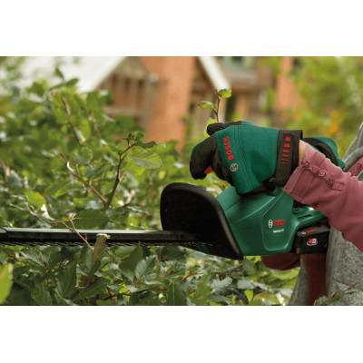 Кущоріз акумуляторний Bosch EasyHedgeCut 18V-52-13 18В лезо 52см крок різу 15мм 3.28кг без АКБ та ЗП