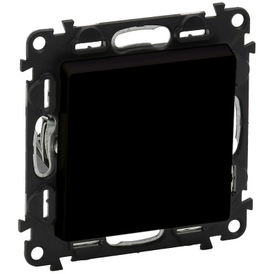 Перемикач проміжний Legrand Valena Life, 10AX, 250V, гвинтові клеми, матовий чорний Перемикач проміжний Legrand Valena Life, 10AX, 250V, гвинтові клеми, матовий чорний