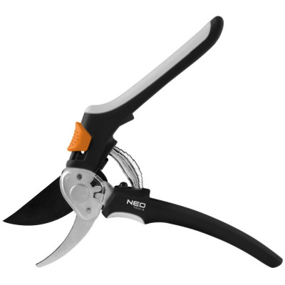 Секатор площинний Neo Tools, D різу 18мм, 200мм, 206г Секатор площинний Neo Tools, D різу 18мм, 200мм, 206г