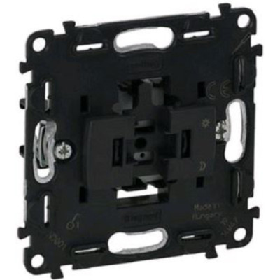 Вимикач одноклавішний Legrand Valena, IN*MATIC, автоматичні клеми Вимикач одноклавішний Legrand Valena, IN*MATIC, автоматичні клеми