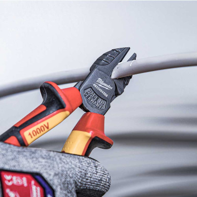 Кусачки-бокорізи Milwaukee, діелектричні, для робіт під напругою 1000В, 145мм Кусачки-бокорізи Milwaukee, діелектричні, для робіт під напругою 1000В, 145мм