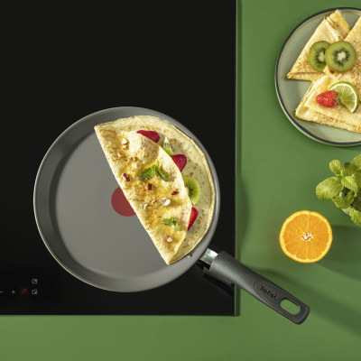 Сотейник з кришкою Tefal Renewal, 24см, алюміній, бакеліт, скло, чірий (C4263243)