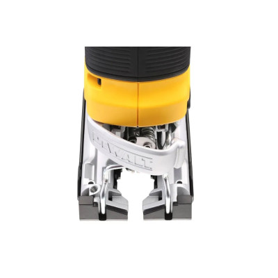 Лобзик акумуляторний DeWalt 18.0В XR Li-lon 1000-3200кол/хв хід 135мм 2.1кг без АКБ та ЗП Лобзик акумуляторний DeWalt 18.0В XR Li-lon 1000-3200кол/хв хід 135мм 2.1кг без АКБ та ЗП