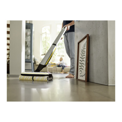 Karcher Підлогомийна машина FC 7 Cordless, вода -0.4л, автон. робота до 45хв, вага-4.3кг, срібний Karcher Підлогомийна машина FC 7 Cordless, вода -0.4л, автон. робота до 45хв, вага-4.3кг, срібний
