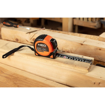 Neo Tools Рулетка Super Black, 10мx25мм, з фіксатором змотування, магніт