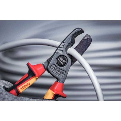 Кабелеріз Milwaukee, діелектричний, для робіт під напругою 1000В, 210мм, 0.315кг