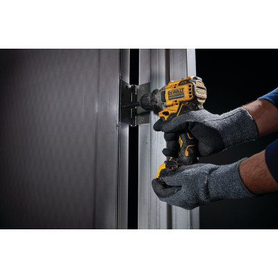 Дриль-шурупокрут DeWalt безщітковий XR Li-Ion 12В акб 2х2А·год 57.5Нм 425-1500об/хв патрон 10мм ЗП кейс 1.1кг Дриль-шурупокрут DeWalt безщітковий XR Li-Ion 12В акб 2х2А·год 57.5Нм 425-1500об/хв патрон 10мм ЗП кейс 1.1кг