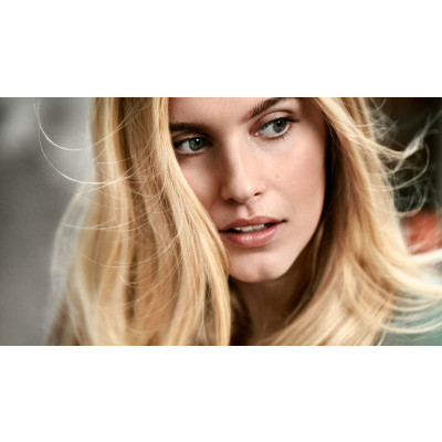 Фен Philips DryCare ACmotor, 2200Вт, 3 режими, дифузор, іоніз-я, хол. обдув, чорний Фен Philips DryCare ACmotor, 2200Вт, 3 режими, дифузор, іоніз-я, хол. обдув, чорний