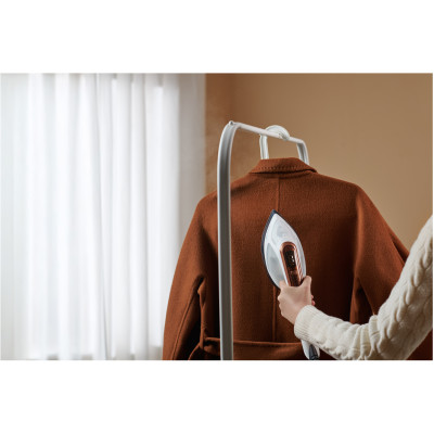 Відпарювач Sencor компактний, 1800Вт, 180мл, постійна пара - 25гр, керамічна підошва, біло-коричневий Відпарювач Sencor компактний, 1800Вт, 180мл, постійна пара - 25гр, керамічна підошва, біло-коричневий