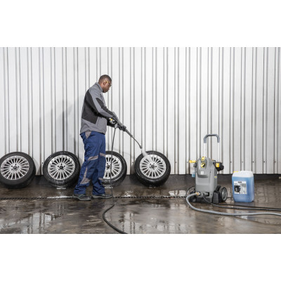 Минимойка высокого высокого давления Karcher HD 6/15 М, 3100Вт, 225бар, 560л/ч, шланг 10м, 27кг (1.150-930.0)