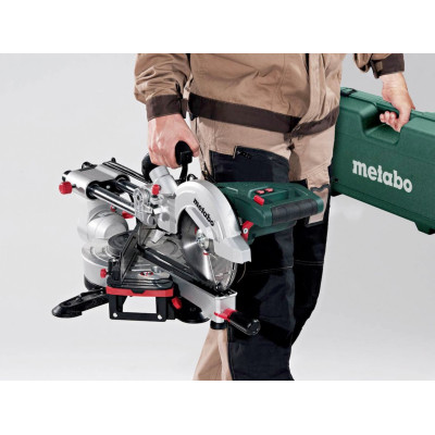 Пила торцювальна Metabo KGSV 216M з протяжкою 1700Вт диск 216мм 13.5кг Пила торцювальна Metabo KGSV 216M з протяжкою 1700Вт диск 216мм 13.5кг