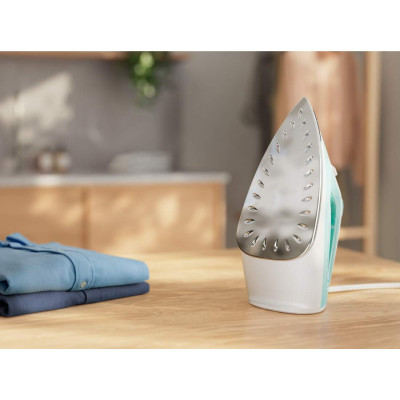 Праска Electrolux, 2200Вт, 250мл, паровий удар 90гр, нерж. сталь, зелено-білий