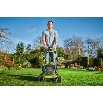 Газонокосилка аккумуляторная Ryobi RY18LMX40B-0 ONE+ 18В 40см 40л 25-70мм бесщеточная мульчирование до 400м.кв 18.2кг (без АКБ и ЗУ) (5133005479)