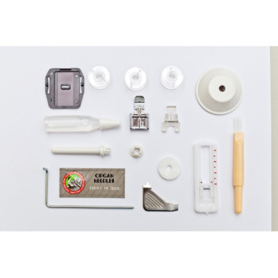 Швейна машина МINERVA NEXT 232D, електромех., 85Вт, 23 шв.оп., петля напівавтомат, білий + синій Швейна машина МINERVA NEXT 232D, електромех., 85Вт, 23 шв.оп., петля напівавтомат, білий + синій