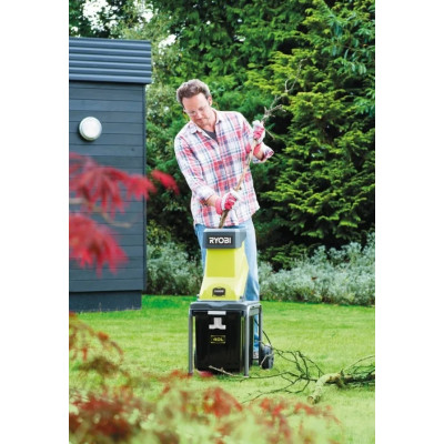 Измельчитель садовый Ryobi RSH2545B 2500Вт 45мм 40л нож 14.1кг (5133002512)