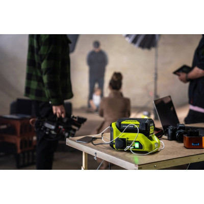 Инвертор напряжения аккумуляторный Ryobi RY36BI300A-0, 36В MAX POWER, 220В, 300Вт(500Вт пиковая), без АКБ и ЗУ (5133004893)