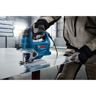 Bosch Лобзик Professional GST 750, 520Вт, SDS, 800-3200 об/м, хід 20 мм, 2.29кг, у кейсі