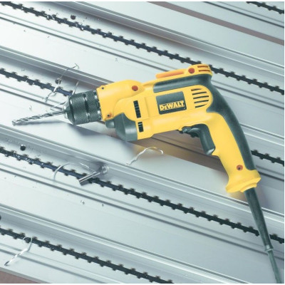 Дриль DeWalt 701Вт 10.9Нм 0-2500об/хв патрон 10мм 1.8кг