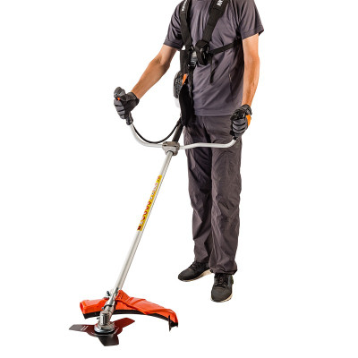 Тример садовий бензиновий Tekhmann BCG-2215 52см.куб 3.1к.с. ліска 48см ніж 25.5см 8.1кг Тример садовий бензиновий Tekhmann BCG-2215 52см.куб 3.1к.с. ліска 48см ніж 25.5см 8.1кг