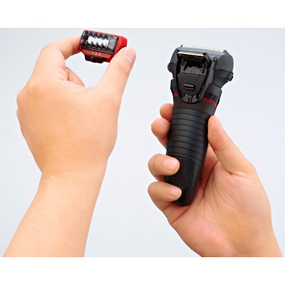 Бритва електр. Panasonic сіткова, 13000 об/хв,  бритв.головок-3, Li-Ion, сух.+волог., тример, 2 насад.,док-станц. , чорний