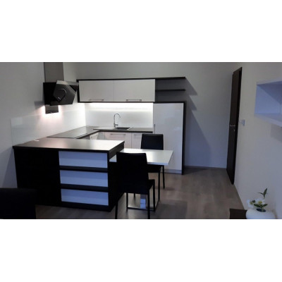 Витяжка Faber похила, 80см, 1290м.куб/год, Daisy Bk A80, чорний