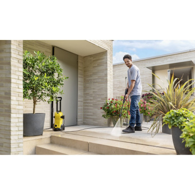 Минимойка высокого давления Karcher K 3 CAR & HOME 1600Вт, 20-120бар, 380л/ч, шланг 6м, 4.30кг (1.676-356.0) Минимойка высокого давления Karcher K 3 CAR & HOME 1600Вт, 20-120бар, 380л/ч, шланг 6м, 4.30кг (1.676-356.0)