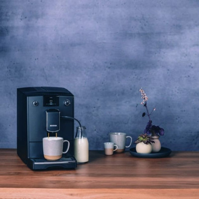Nivona Кофемашина CafeRomatica, 2,2л, зерно+молотый, автомат.капуч, авторецептов -5, черный