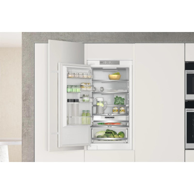 Вбудований холодильник Whirlpool WHC18T573 Вбудований холодильник Whirlpool WHC18T573